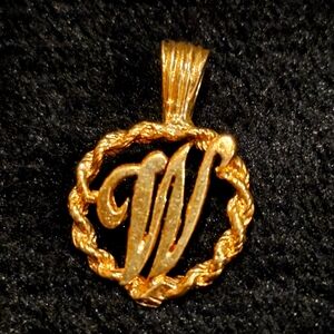 14k "W" Charm 1.66 grams yellow gold